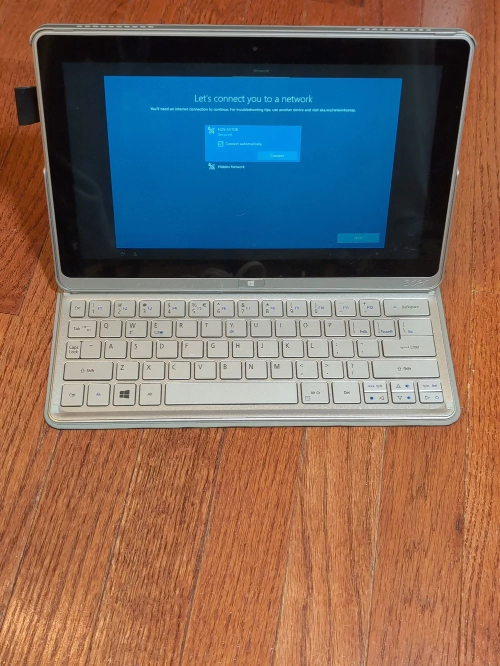 Acer Aspire P3-171 Tablet Touchscreen 4gb Ram with Power Block